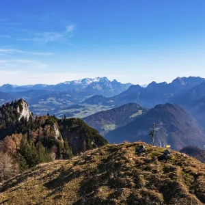 Drone shot, view from Schwarzer Berg to Gschirrwand Lammertal and Dachstein massif