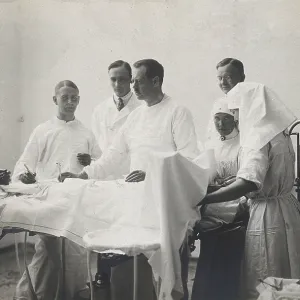 Einar Key (fourth from left), a Swedish surgeon