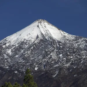 El Teide National Park, behind it the Pico del Teide El Teide National Park, behind it the Pico del Teide