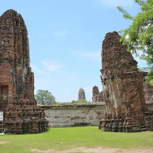 Exploring the historical wat phra sri sanphet in ayutthaya Exploring the historical wat phra sri sanphet in ayutthaya