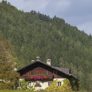 Farmhouse in the Stubai Valley between Telfes and Mieders