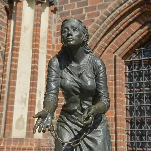 Figure of Grete Minde, Town Hall Figure of Grete Minde, Town Hall