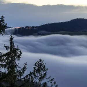 Fog Flow Print: Unteren Hauenstein Pass, Basel Area