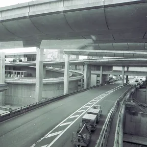 France: Paris airport street access France: Paris airport street access