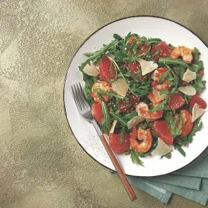Fresh shrimp salad with arugula