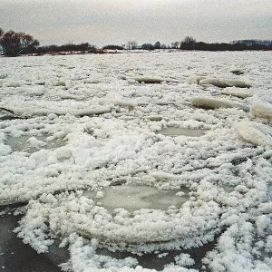 Frozen Elbe, Eisschollen, Bleckede