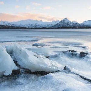 Frozen Fjord, Vatnfjorden, Nordpollen