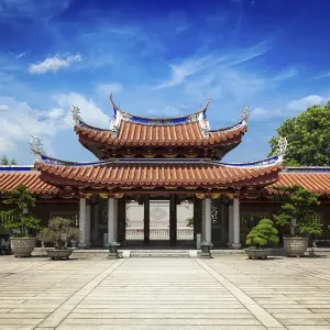 Gates of Lian Shan Shuang Lin Monastery