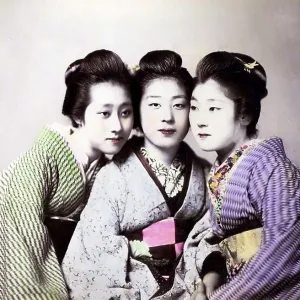Three geishas, ​​Japan