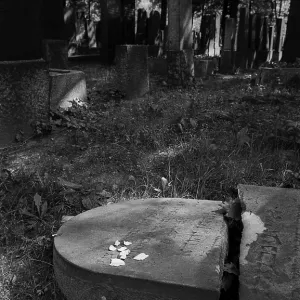 Germany, Berlin, 11.9.1992, cemetery of the Jewish community of Adass Yisroel in Weissensee Germany, Berlin, 11.9.1992, cemetery of the Jewish community of Adass Yisroel in Weissensee