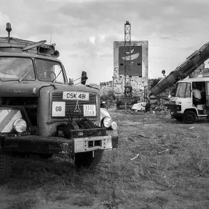 Germany, Berlin, 12.8.1992, installations by British scrap artists in the Spreebogen