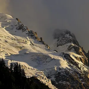 Glacier on the Mont-Blanc massif Glacier on the Mont-Blanc massif
