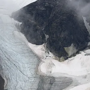 Glaciers and rocks, Kongsbreen Glacier Glaciers and rocks, Kongsbreen Glacier