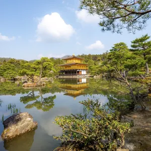 Golden Pavilion reflected in pond Golden Pavilion reflected in pond