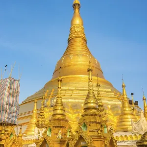 Golden Shwedagon Pagoda, main stupa