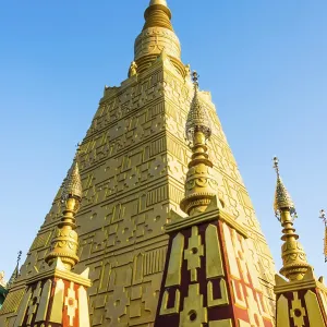 Golden Stupa, Buddhist temple, Shwedagon Pagoda Golden Stupa, Buddhist temple, Shwedagon Pagoda
