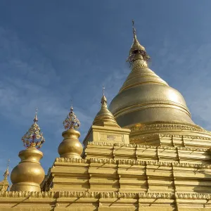 Golden stupa of Kuthodaw Pagoda