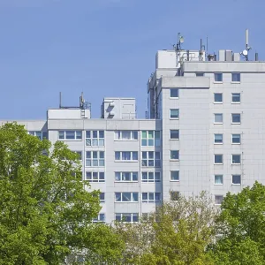 Grohner Dune skyscraper in spring