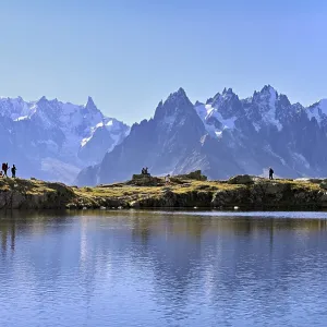 A group of hikers at Lac de Chesserys