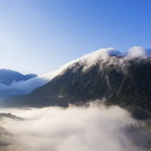 Grunkopf, summit covered in fog