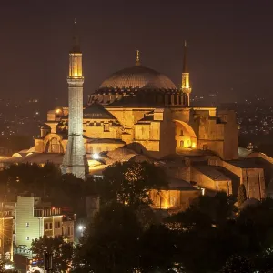Hagia Sophia museum at night, Istanbul, Turkey Hagia Sophia museum at night, Istanbul, Turkey