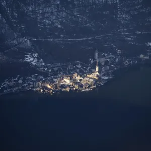 Hallstatt on Lake Hallstatt in the evening light