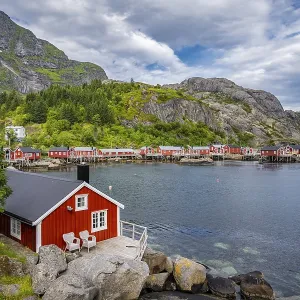 Harbour, Rorbuer cabins, historic fishing village Nusfjord