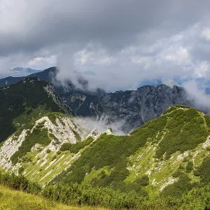 Hiking trail to the Gamsfeld, Russbach