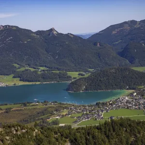 Hiking trail up the Sparber with views to Strobl and Lake Wolfgangsee