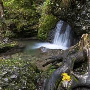 Hinang waterfalls, gorge, rock