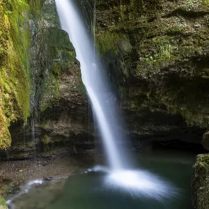 Hinang waterfalls, gorge, rock