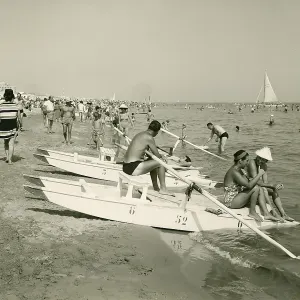 Historical photo summer 1961, tourists