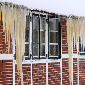 Icicles at a farmhouse in Kirchwerder