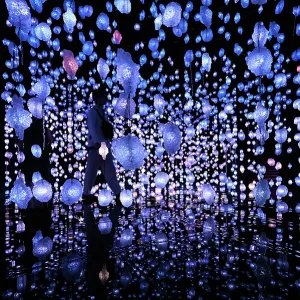 Installation der Schweizer Künstlerin Pipilotti Rist im National Museum of Qatar