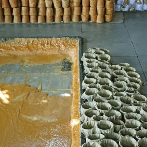 Jaggery making factory, Kolhapur Jaggery making factory, Kolhapur