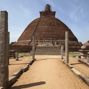 Jetavanaramaya, stupa, Sacred City of Anuradhapura Jetavanaramaya, stupa, Sacred City of Anuradhapura