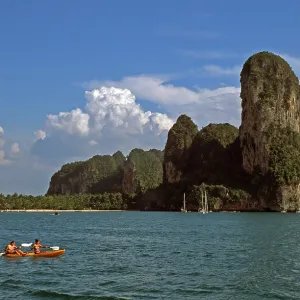 Kayak, rocks in the sea, Railay East Kayak, rocks in the sea, Railay East