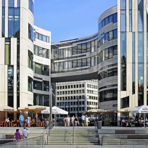 Ko-Bogen, modern architecture in urban renewal project