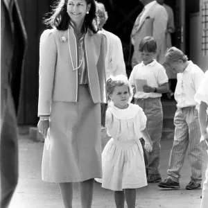 Kungafamiljen pa Victorias skolavslutning 1986 Queen Silvia of Sweden<br> Kungafamiljen p Kungafamiljen pa Victorias skolavslutning 1986 Queen Silvia of Sweden<br> Kungafamiljen p