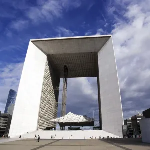 La defense Arch