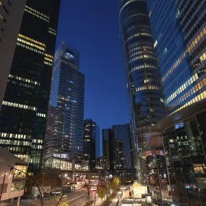 La defense financial district in paris at twilight La defense financial district in paris at twilight