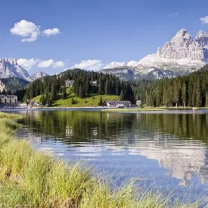 Lake Misurina or Lago de MeSorina