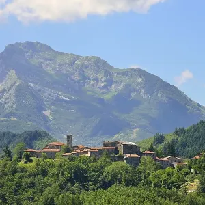 Landscape in the Apuan Alps, near San Michele Landscape in the Apuan Alps, near San Michele