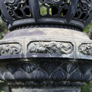Lantern, Rinno-ji Temple, Byobuzaka Dori Lantern, Rinno-ji Temple, Byobuzaka Dori