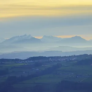 Lucerne Midlands, behind them the Bernese Alps Lucerne Midlands, behind them the Bernese Alps