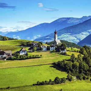 Magnificent Tyrol. Journey to a magical fairy-tale country