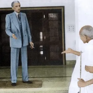 Mahatma Gandhi Print - Muhammad Ali Jinnah Meeting, Delhi, 1939 Mahatma Gandhi Print - Muhammad Ali Jinnah Meeting, Delhi, 1939