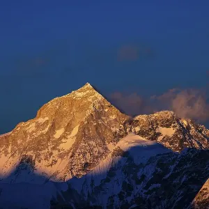 Makalu, 8485 metres, in the evening light