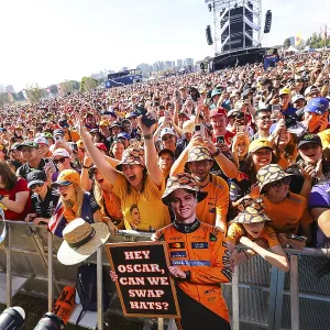 MELBOURNE, AUSTRALIA - MARCH 14: Atmosphere at the 2025 Australian Grand Prix at Albert Park in Melbourne