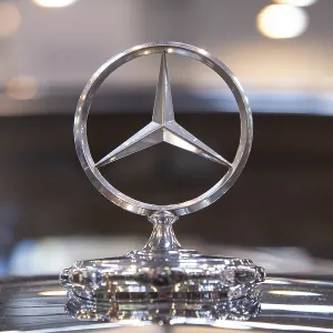 Mercedes star on a Mercedes Benz 600